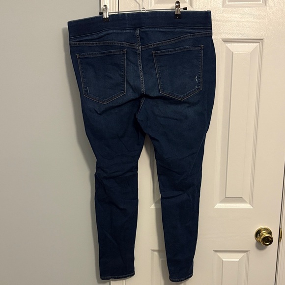 Old Navy Rockstar Mid Rise Distressed Skinny Pull On Jegging Blue Jean 18 Petite - Picture 7 of 7